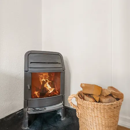 Colorful - Right Next To Grieghallen! *