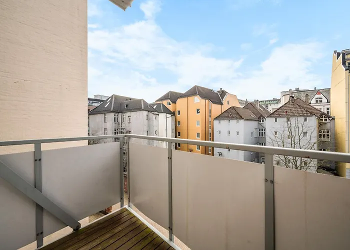 Apartman Colorful - Right Next To Grieghallen! *