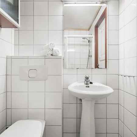 Lejlighed Colorful - Right Next To Grieghallen!