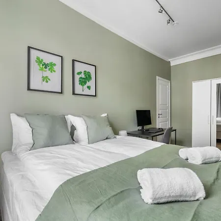 Colorful - Right Next To Grieghallen! アパート