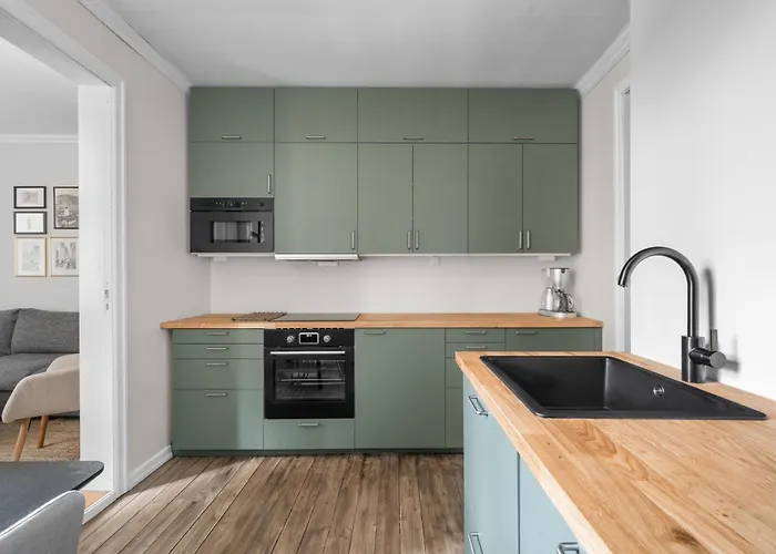 Colorful - Right Next To Grieghallen! Bergen