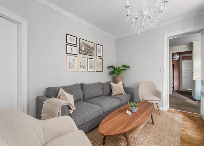 Colorful - Right Next To Grieghallen!