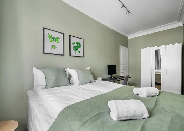 Colorful - Right Next To Grieghallen! Apartament